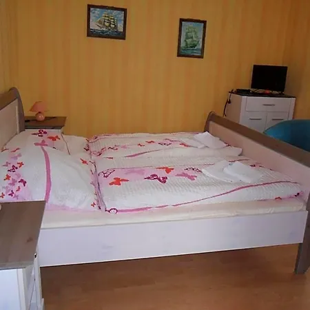 Sabine Hotel 3*